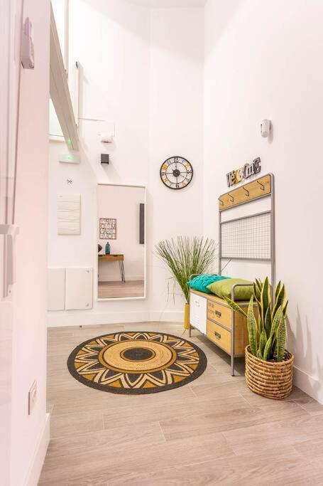 San Vicente Dreams Apartment Seville Exterior photo